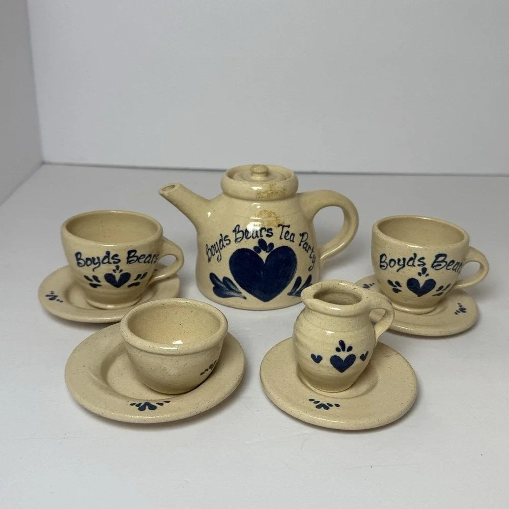 Boyd's Bears Miniature Tea Set. 9 Pieces.